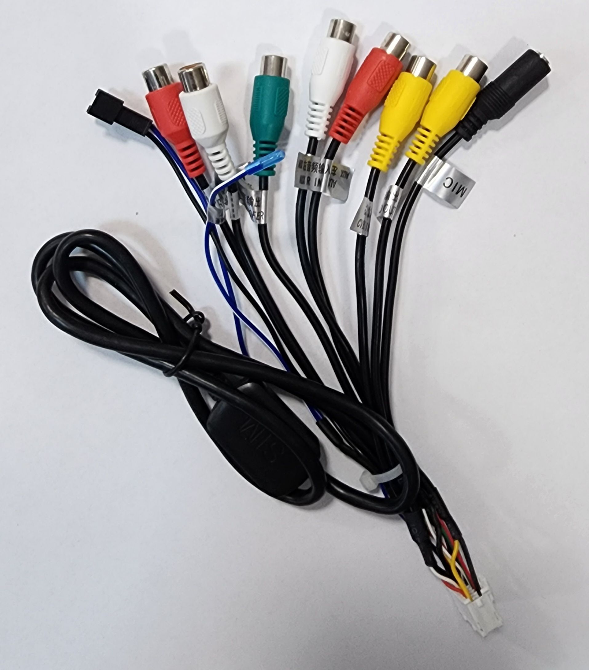 RCA кабель для китайской Android автомагнитолы со слотом под Sim карту и вход под микрофон